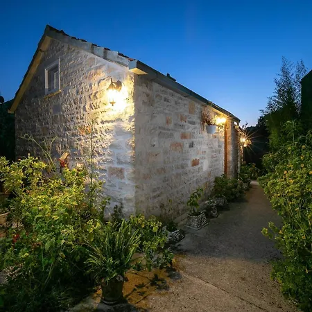 Stone House Harmony - One Bedroom With Patio And Garden View 1 *