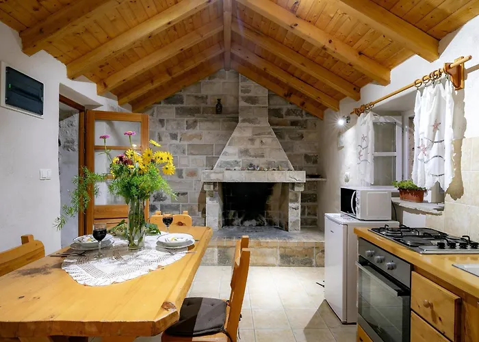 Stone House Harmony - One Bedroom With Patio And Garden View 1 Apartamento *