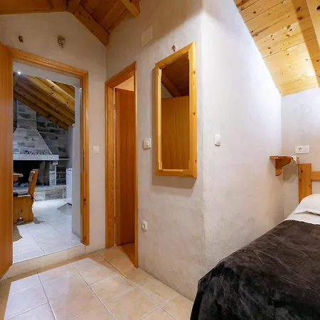 Stone House Harmony - One Bedroom With Patio And Garden View 1 Apartment