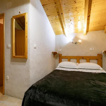 Stone House Harmony - One Bedroom With Patio And Garden View 1 Apartman