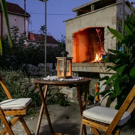 Stone House Harmony - One Bedroom With Patio And Garden View 1 * Žrnovo