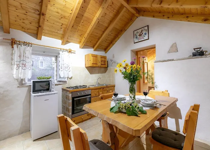 Stone House Harmony - One Bedroom With Patio And Garden View 1 Zrnovo