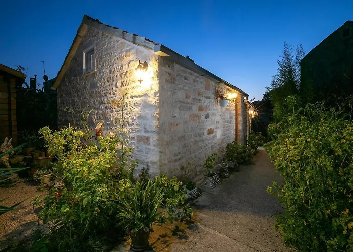 Stone House Harmony - One Bedroom With Patio And Garden View 1 *